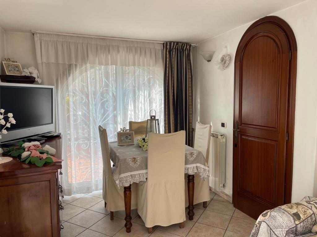Raffinato Bilocale A Lido Di Camaiore Vicino Al Mare Zewnętrze zdjęcie