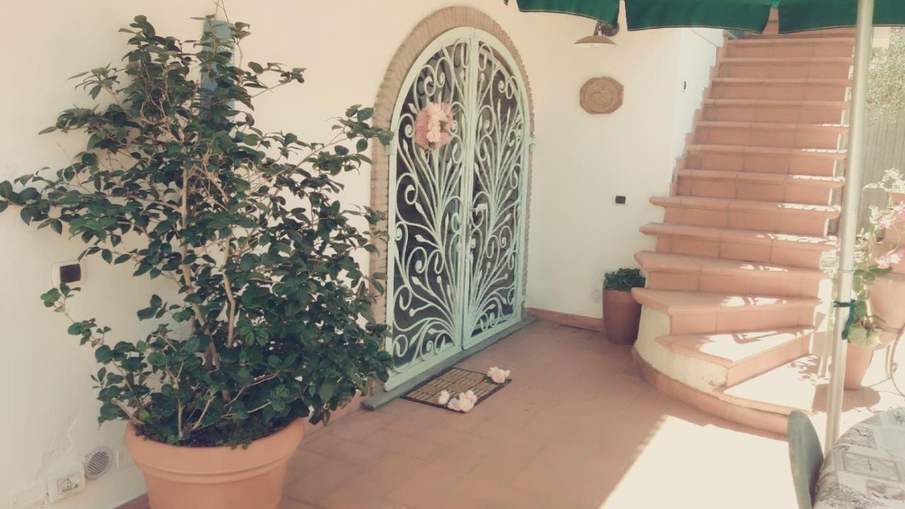 Raffinato Bilocale A Lido Di Camaiore Vicino Al Mare Zewnętrze zdjęcie